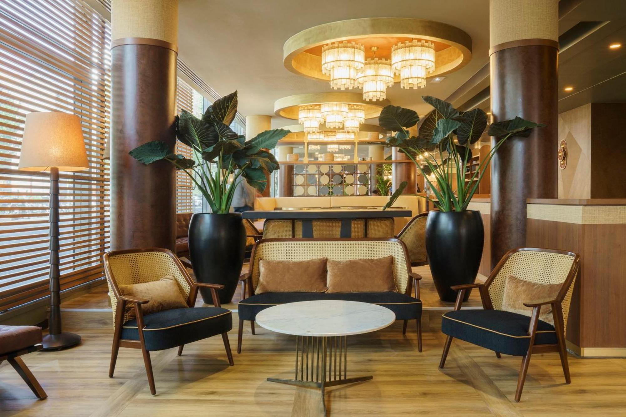 Hotel Voco Paris - Porte De By Ihg 4*