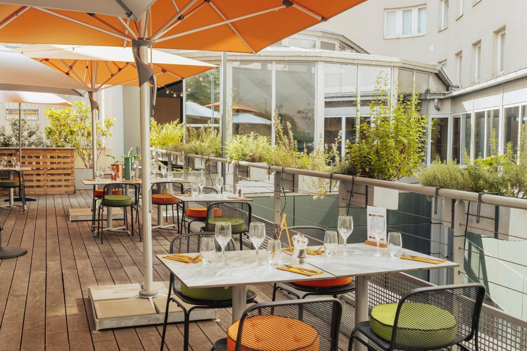Hotel Voco Paris - Porte De By Ihg 4*